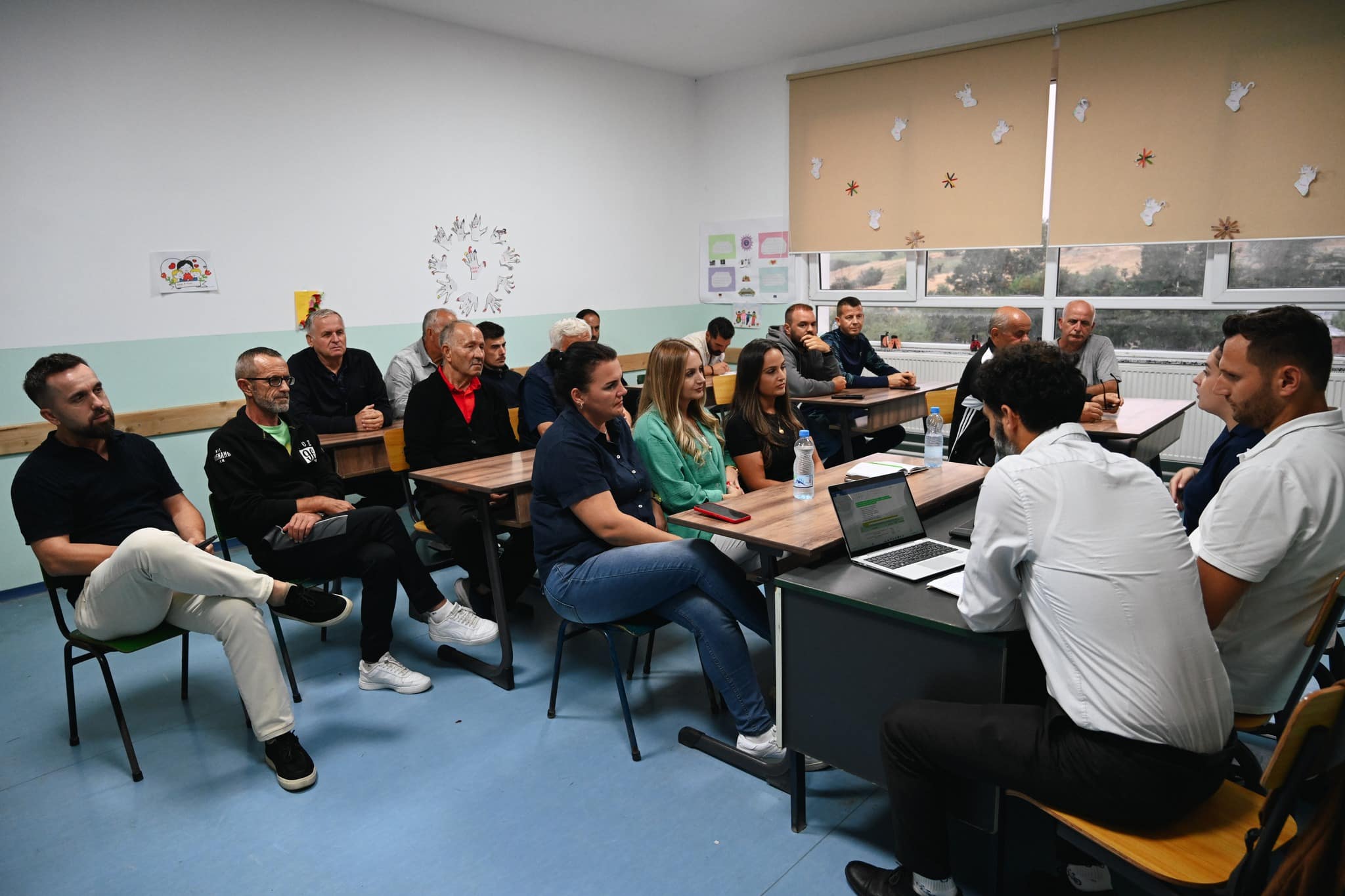 Mbahet dëgjimi buxhetor në fshatin Karaçevë e Poshtme