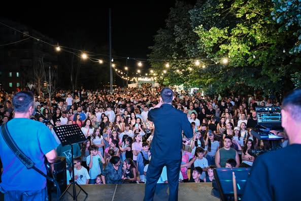 NRG Band dhe DJ First ndezin atmosferën në shesh