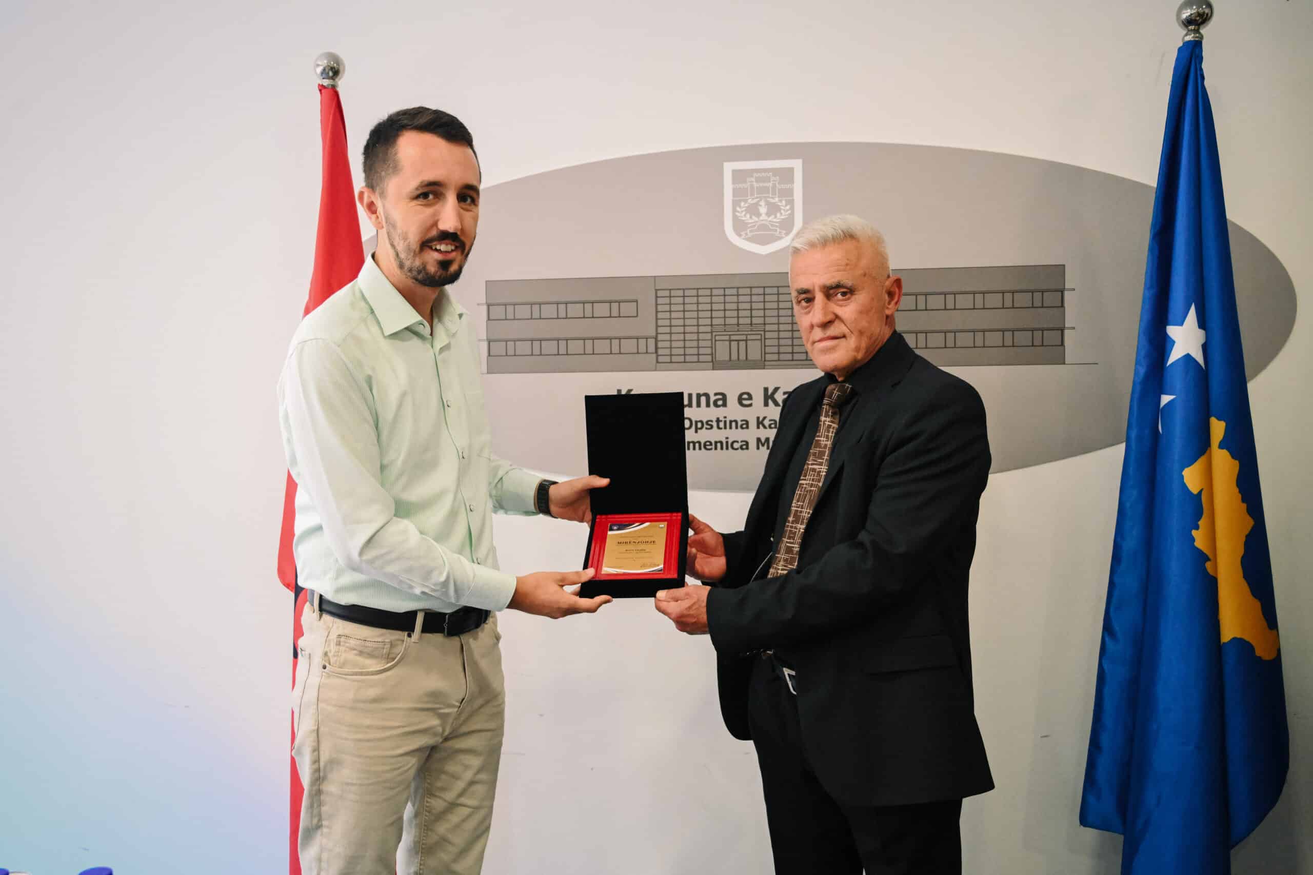 Pensionohet udhëheqësi i Zyrës Ligjore, Avni Hoda