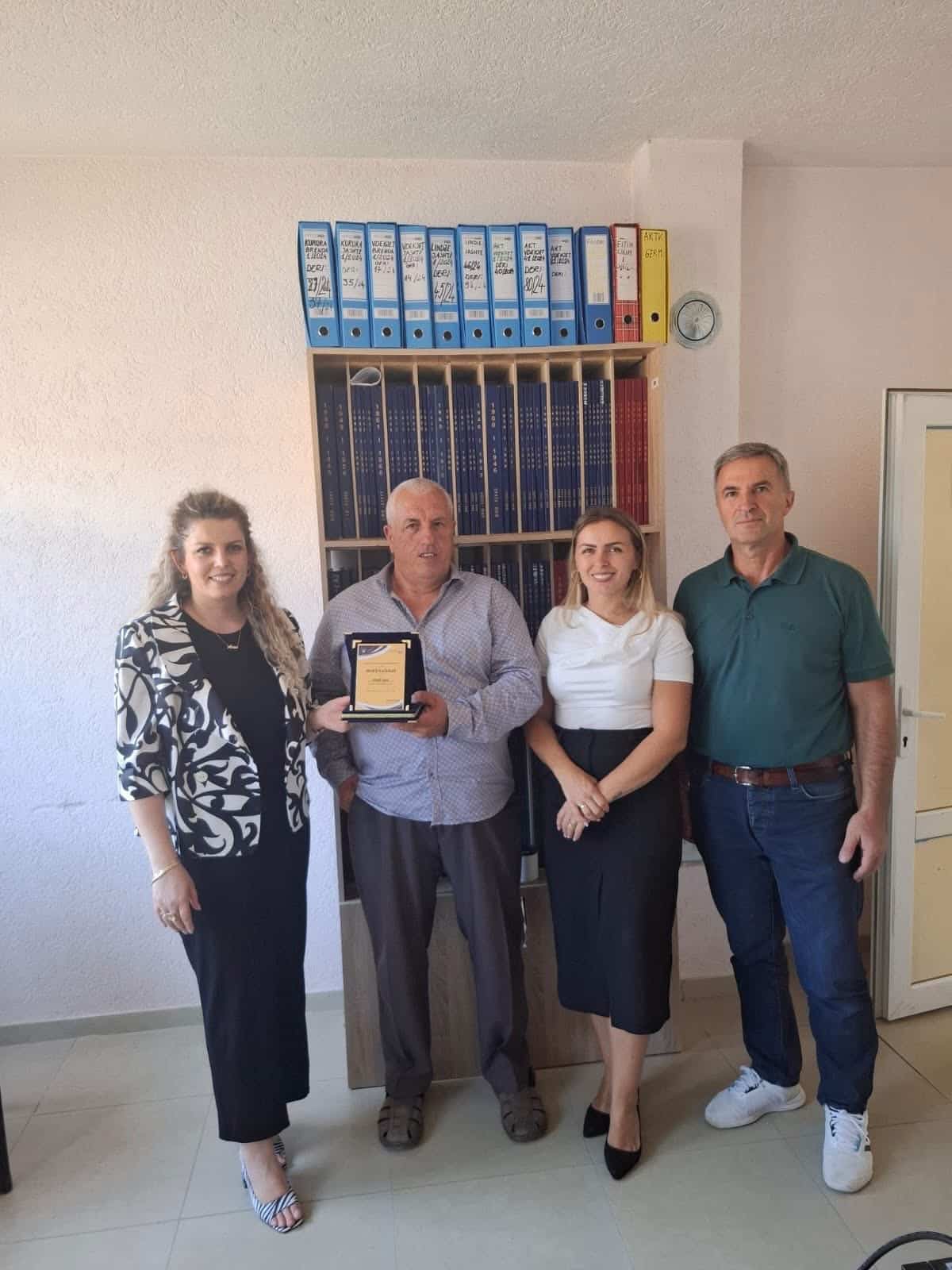 Pensionohet zyrtari Haqif Agaj