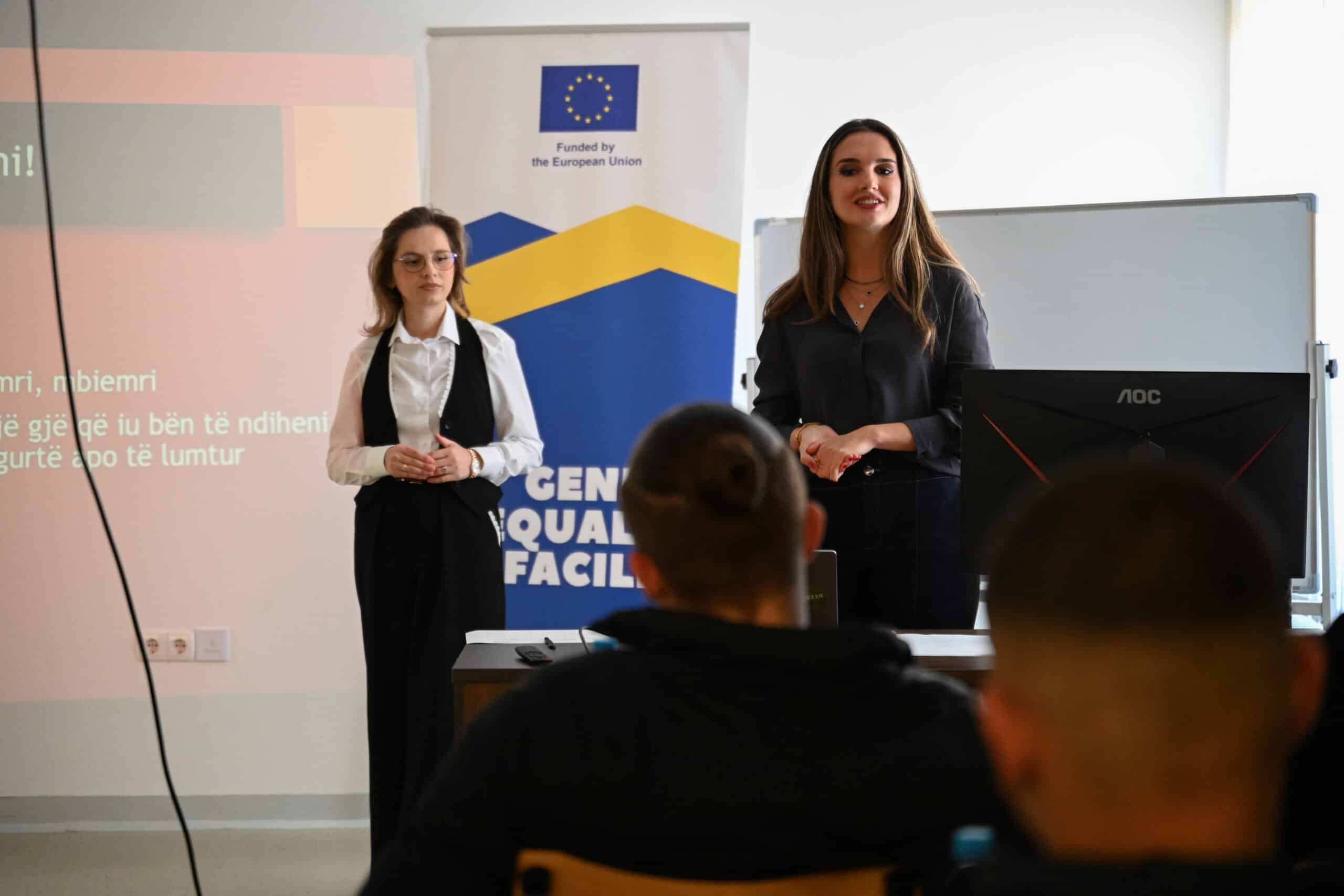 Mbahet punëtoria “Format e ndryshme të dhunës me bazë gjinore dhe mbrojtja nga dhuna kibernetike” 